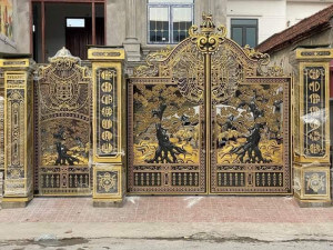 Cổng nhôm đúc Nam Định: Bền bỉ vượt thời gian, tôn tạo vẻ đẹp ngôi nhà